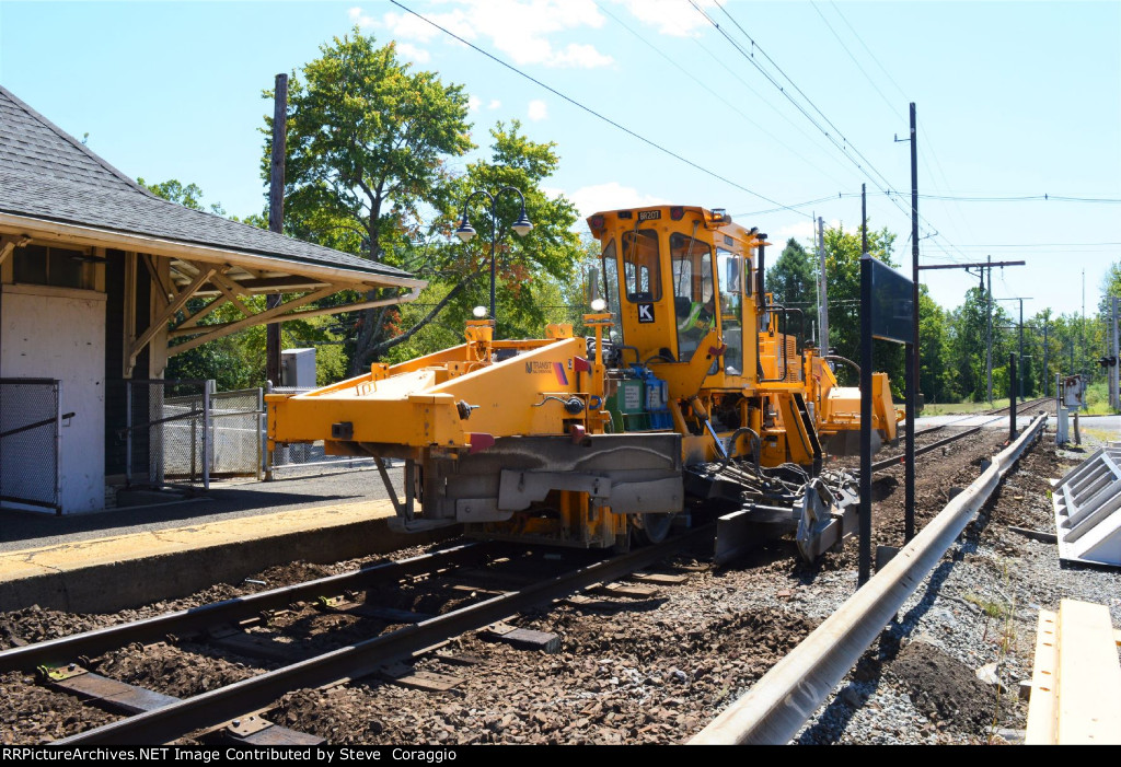 NJTR BR207 Front to Back View